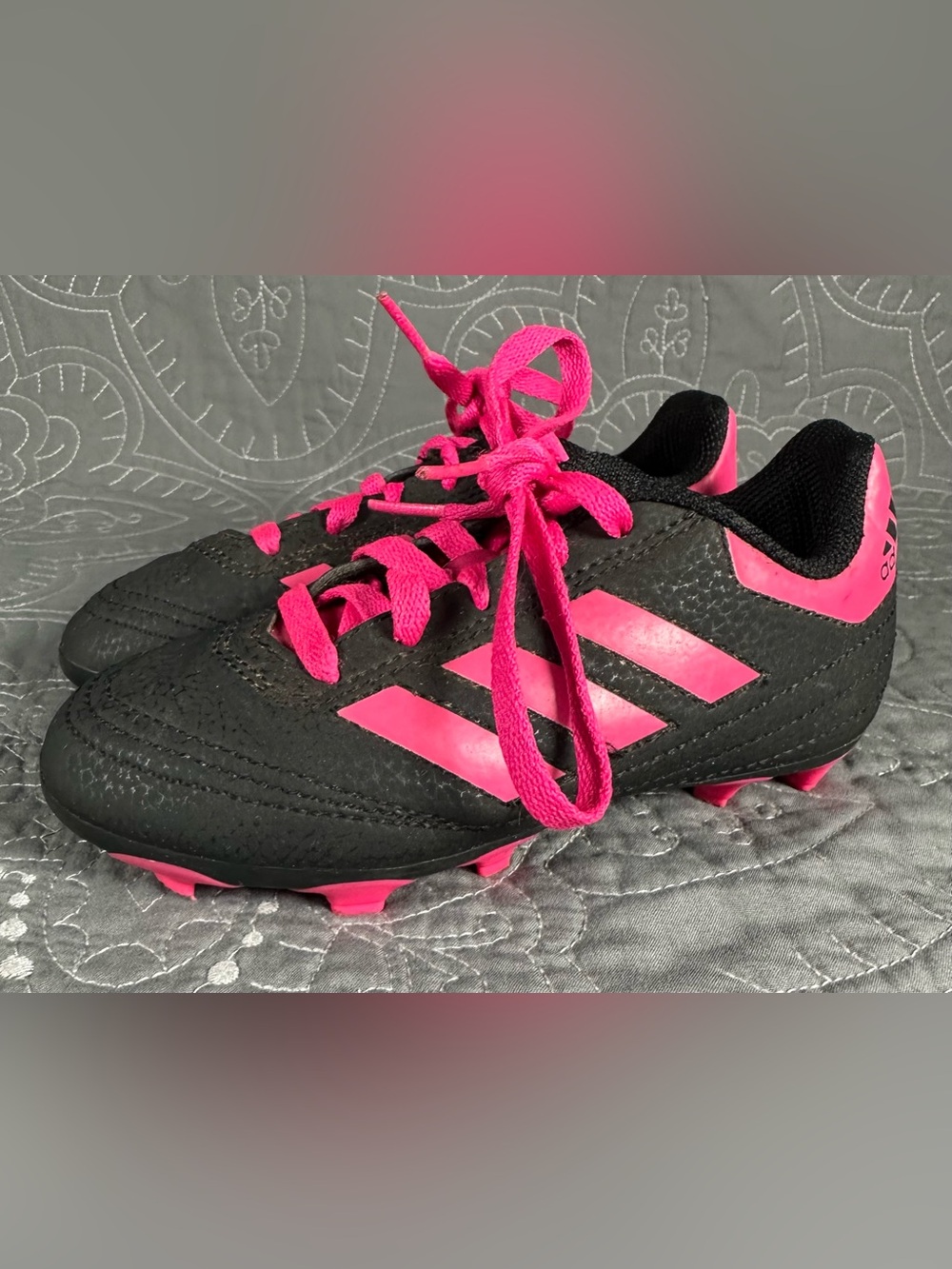 Adidas Toddler Girls Black and Pink Soccer Cleats Size 11